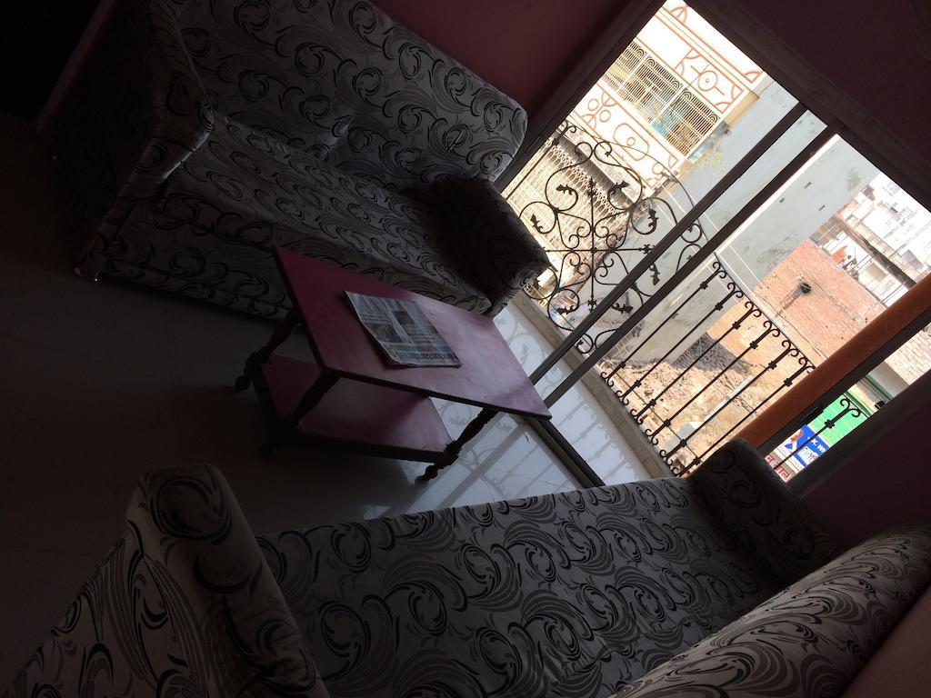 Hotel Pragya International Varanasi Ngoại thất bức ảnh