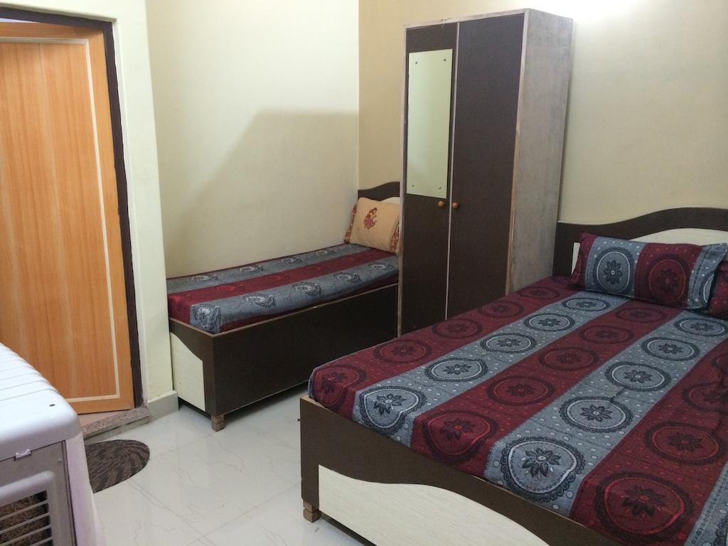 Hotel Pragya International Varanasi Phòng bức ảnh